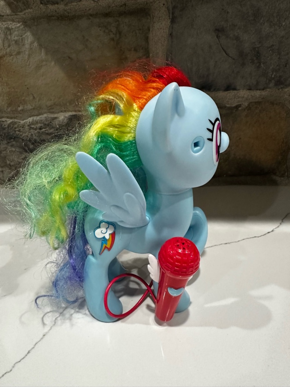 My Little Pony Singing Rainbow Dash Karaoke Microphone 8" tall x 5 " wide 2017